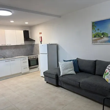 Apartment Bliss Terrace , 250 M From The Waves Albufeira