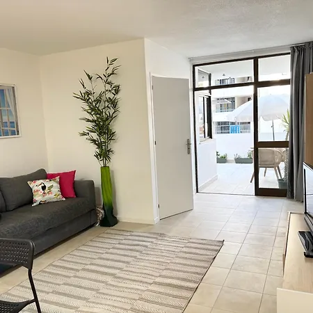 Apartamento Bliss Terrace , 250 M From The Waves